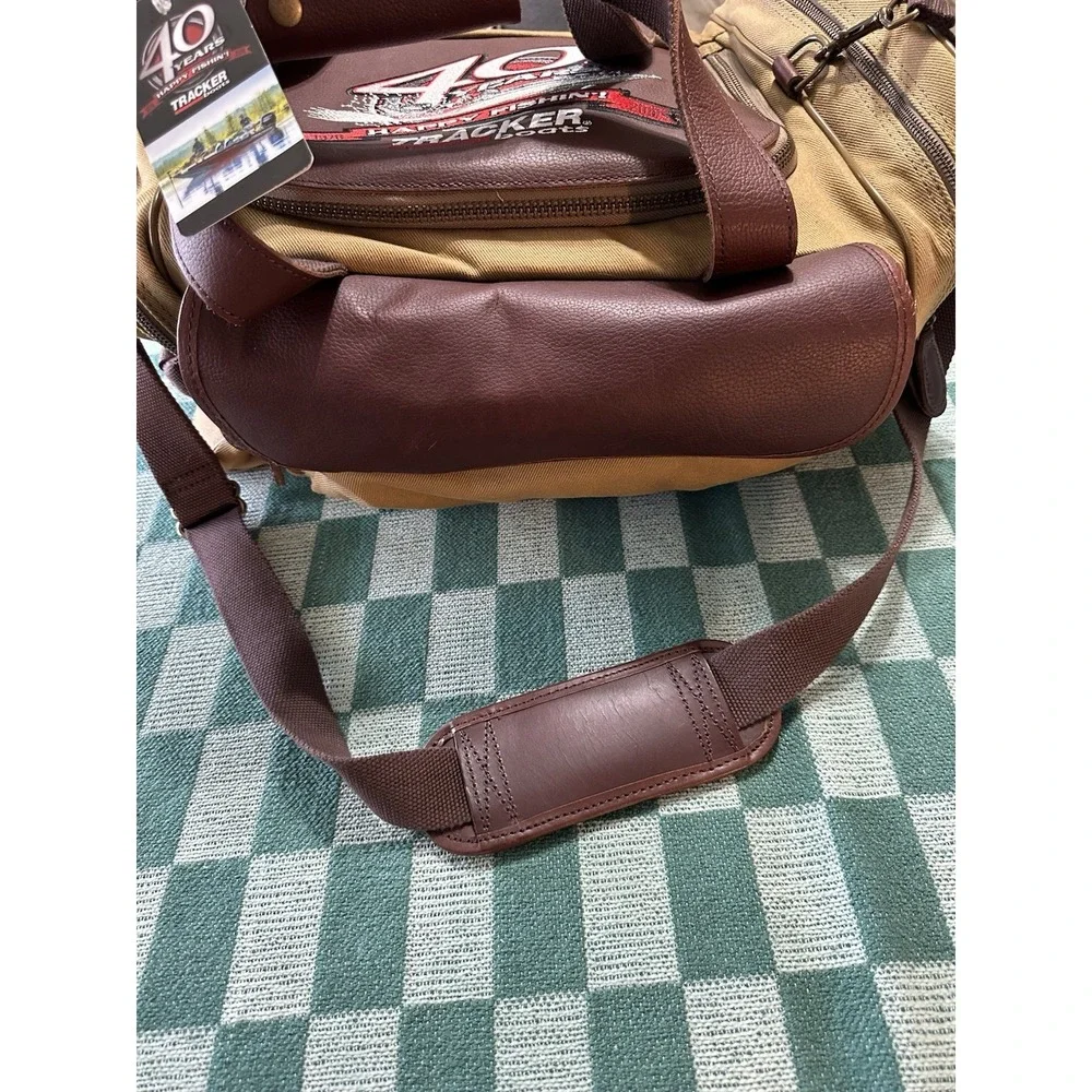 Bass Pro Tracker Fishing Tackle Duffel Bag Canvas Leather Tracker Boats 40th